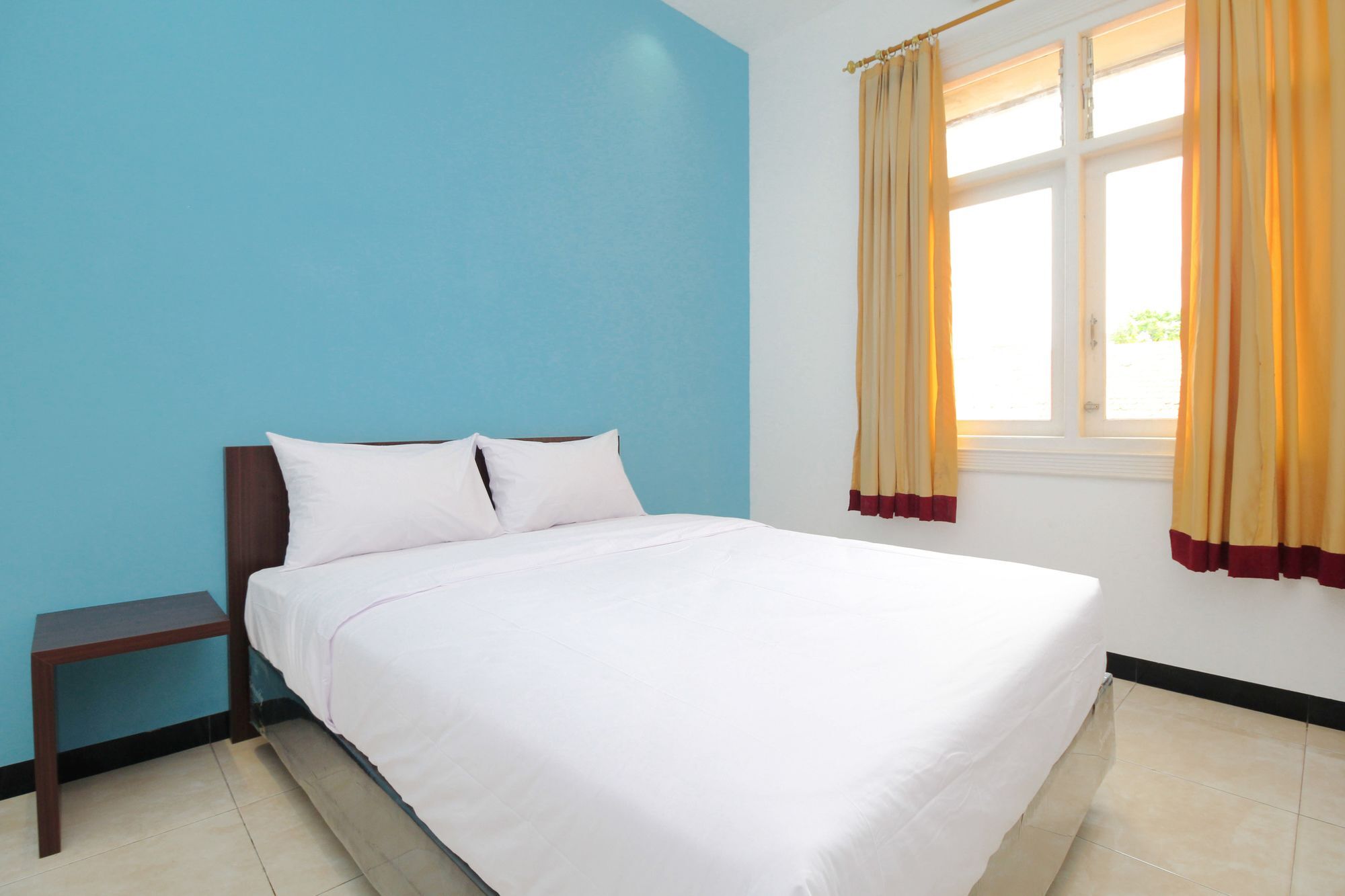Hotel Sky Simpang Lima 1